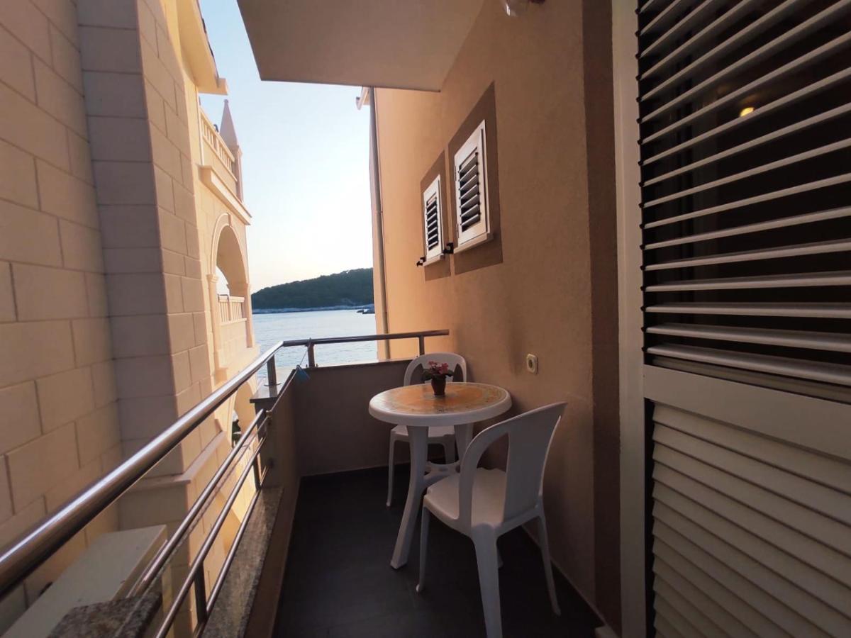 Apartments Dragica Milna  Zewnętrze zdjęcie