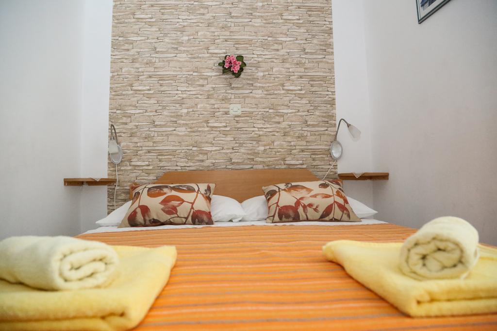 Apartments Dragica Milna  Zewnętrze zdjęcie