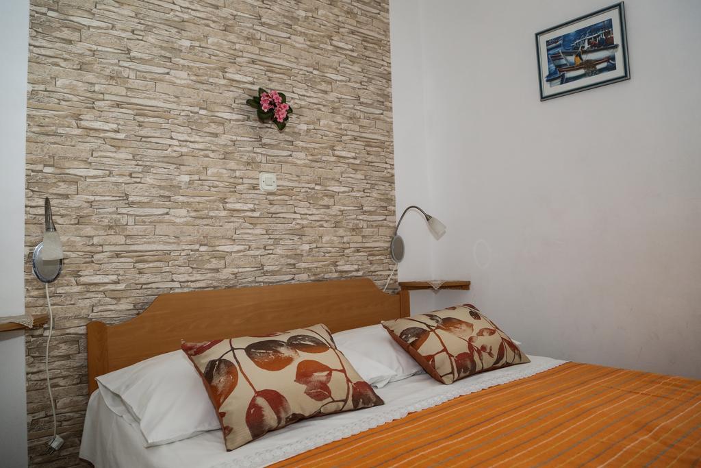 Apartments Dragica Milna  Zewnętrze zdjęcie