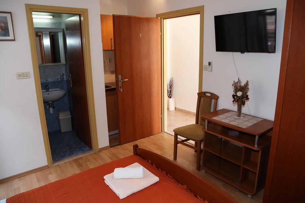 Apartments Dragica Milna  Zewnętrze zdjęcie